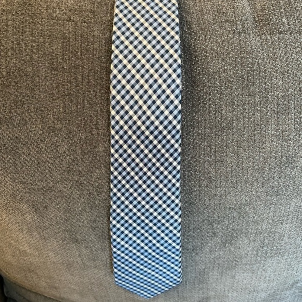 Neiman Marcus Men's Blue Plaid Silk Neck-Tie